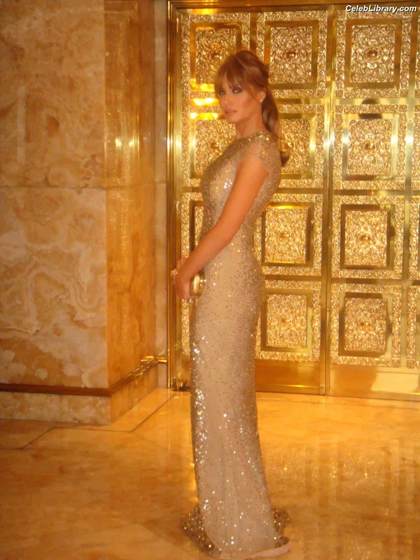 Melania Trump photo 2 of 221