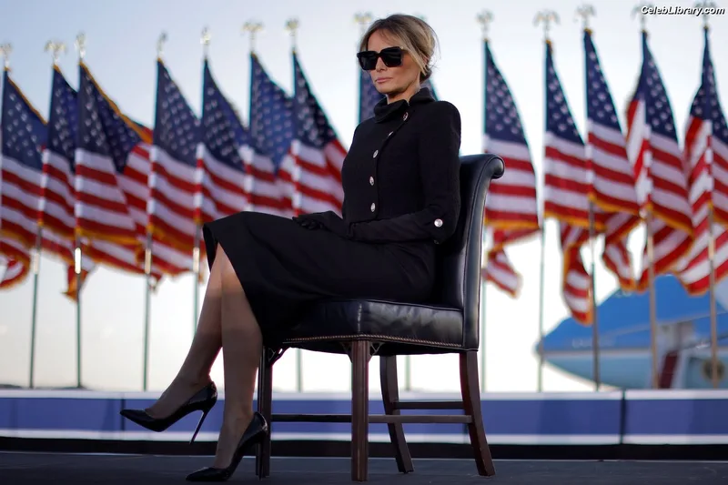 Melania Trump photo 13 of 221