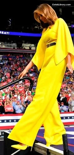Melania Trump photo 24 of 221