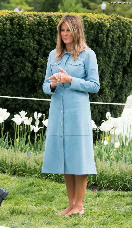 Melania Trump photo 16 of 221