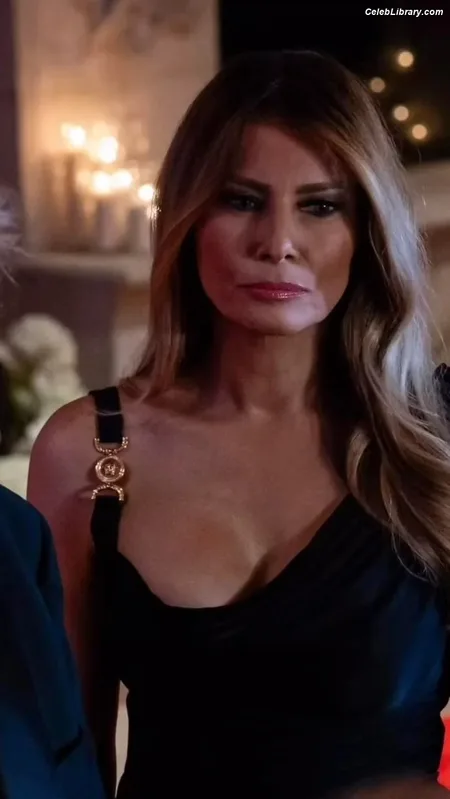 Melania Trump photo 19 of 221
