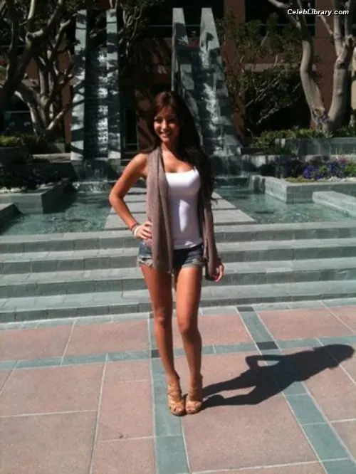 Melanie Iglesias photo 14 of 218