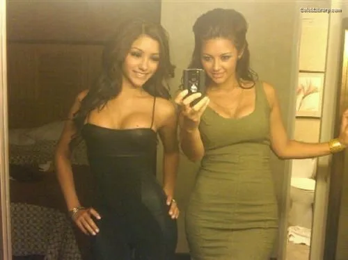 Melanie Iglesias photo 1 of 216
