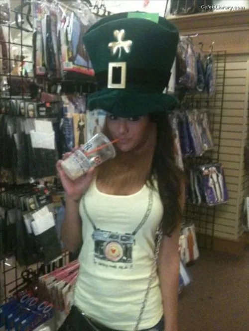 Melanie Iglesias photo 7 of 216