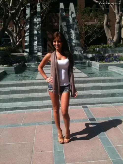 Melanie Iglesias photo 11 of 216