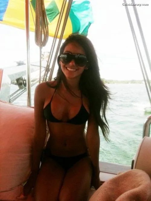 Melanie Iglesias photo 14 of 216
