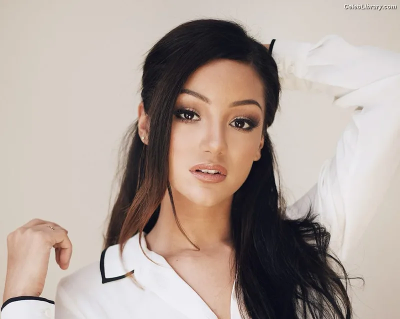 Melanie Iglesias photo 17 of 216