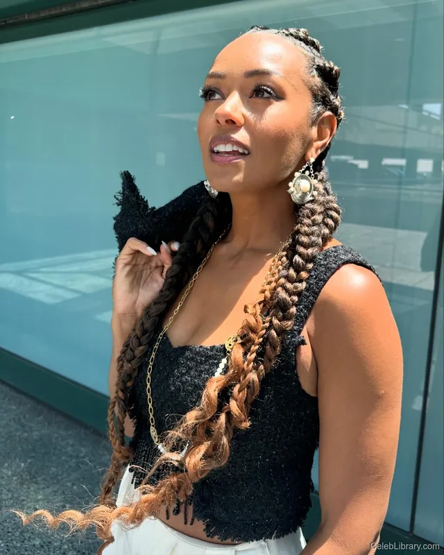 Melanie Liburd photo 3 of 14