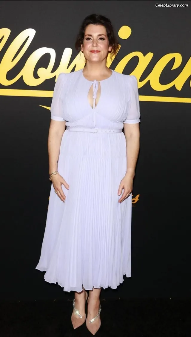 Melanie Lynskey photo 7 of 87