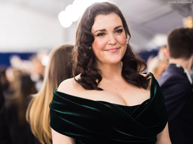 Melanie Lynskey photo 10 of 82