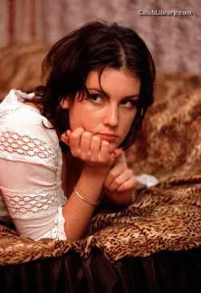 Melanie Lynskey photo 21 of 82