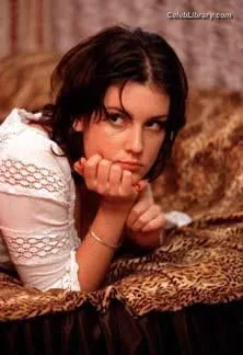 Melanie Lynskey photo 23 of 82