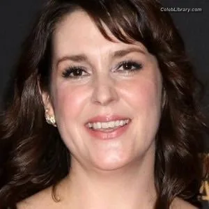 Melanie Lynskey photo 3 of 82
