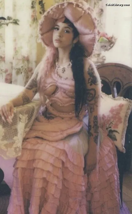Melanie Martinez photo 8 of 53