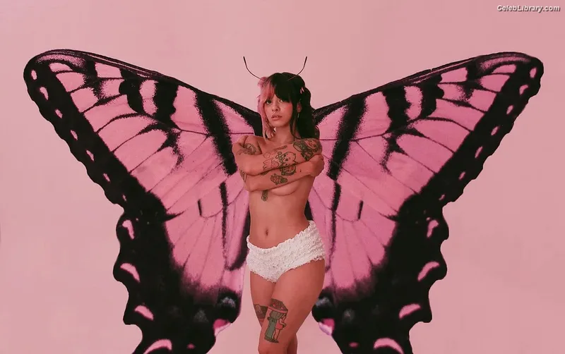 Melanie Martinez photo 22 of 54