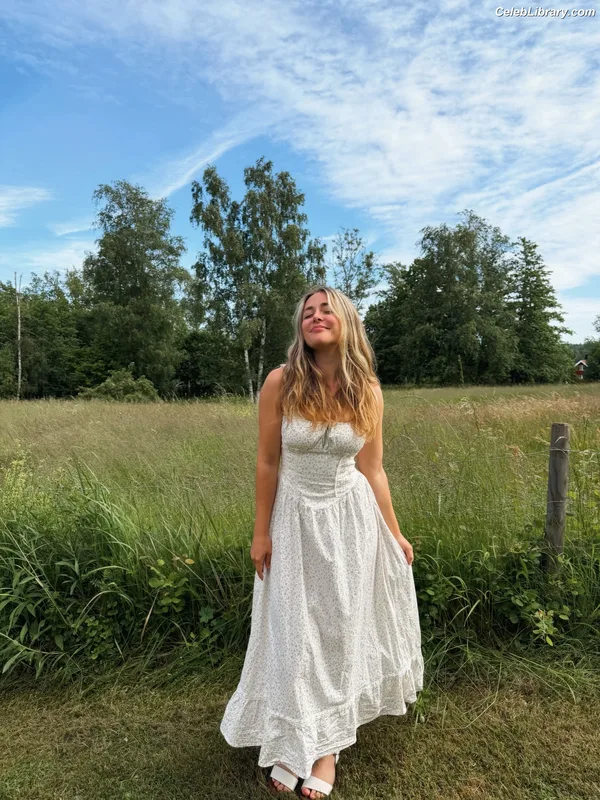 Melina Göransson photo 12 of 1064