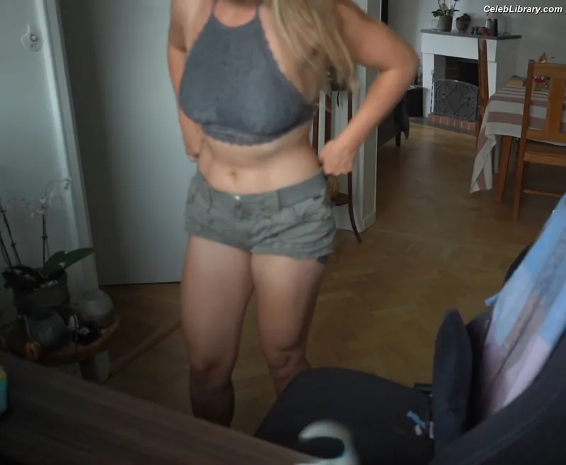 Melina Göransson photo 3 of 1064