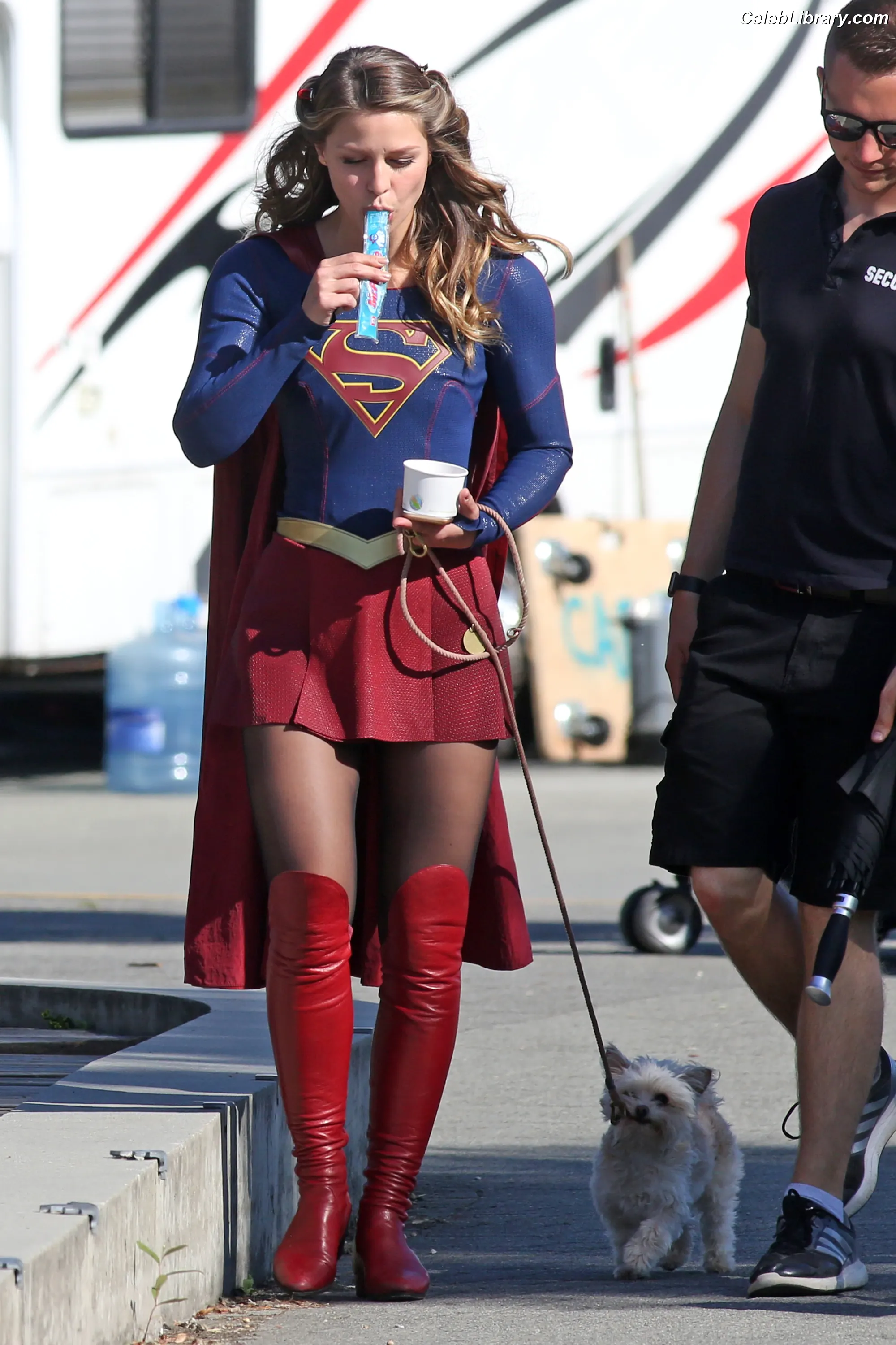 Melissa Benoist photo 11 of 361