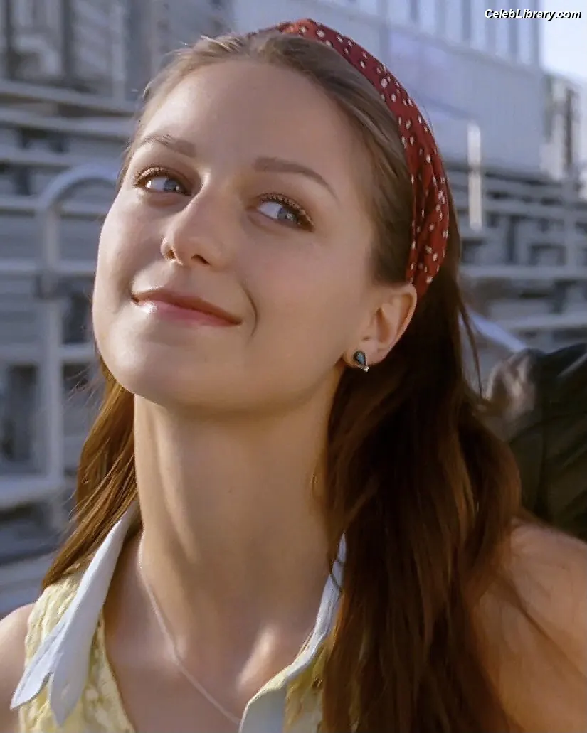 Melissa Benoist photo 13 of 361