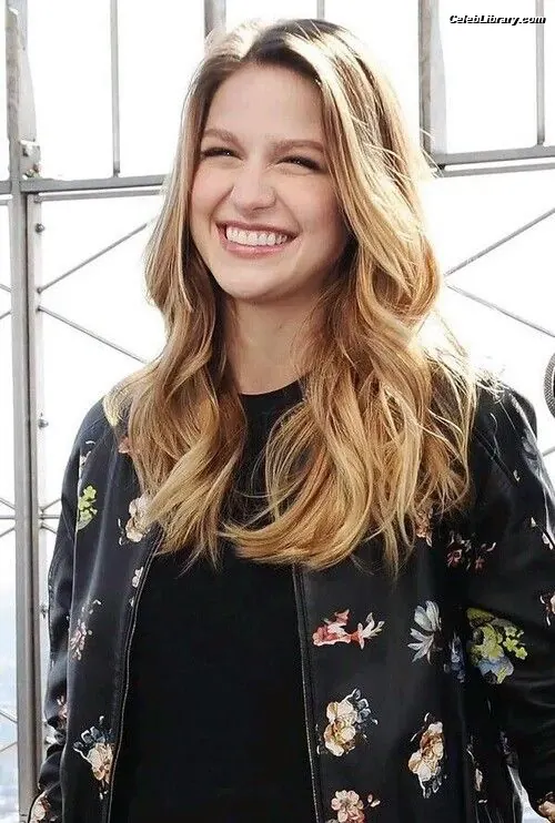 Melissa Benoist photo 17 of 361