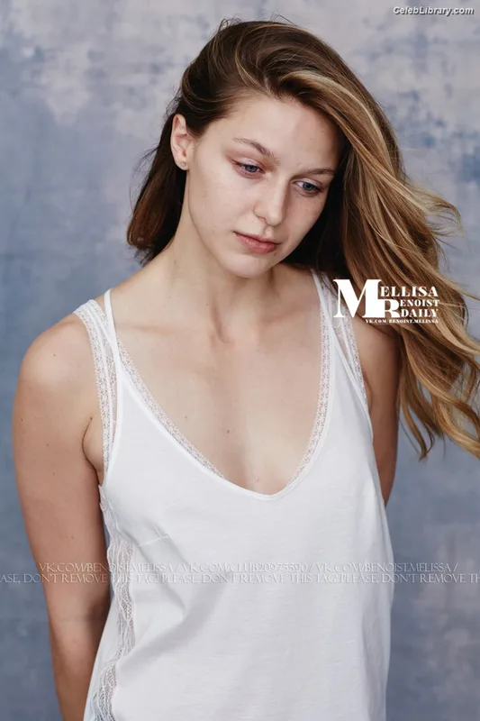 Melissa Benoist photo 2 of 361