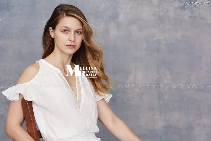 Melissa Benoist photo 3 of 361