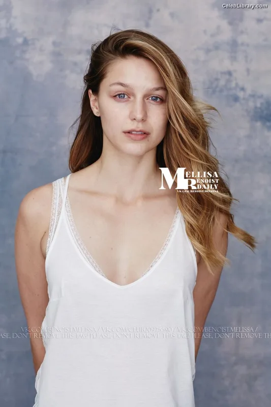 Melissa Benoist photo 7 of 361