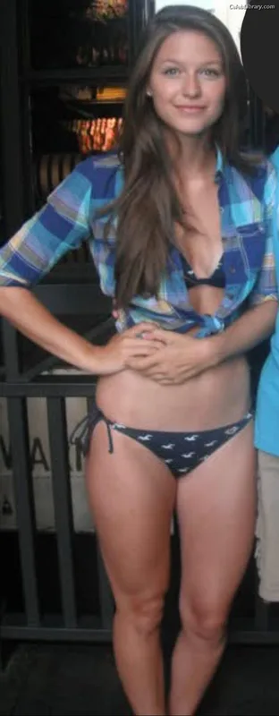 Melissa Benoist photo 21 of 361