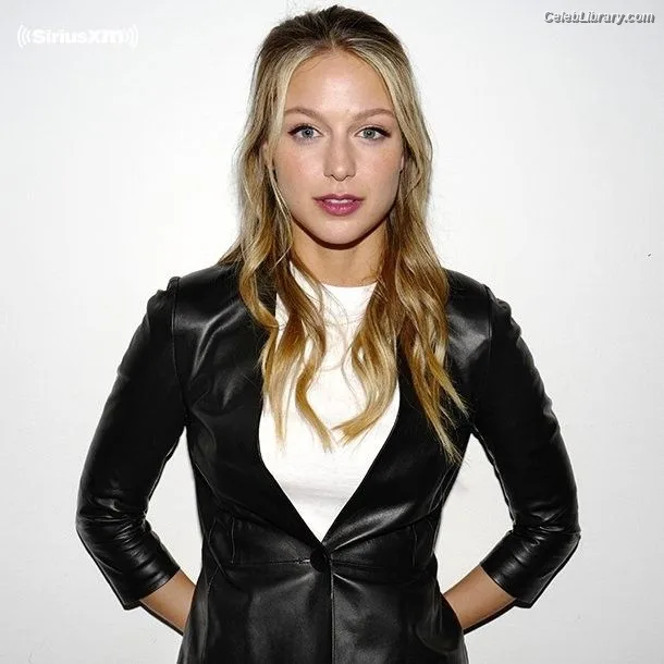 Melissa Benoist photo 9 of 361