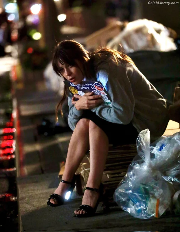 Melissa Benoist photo 3 of 361