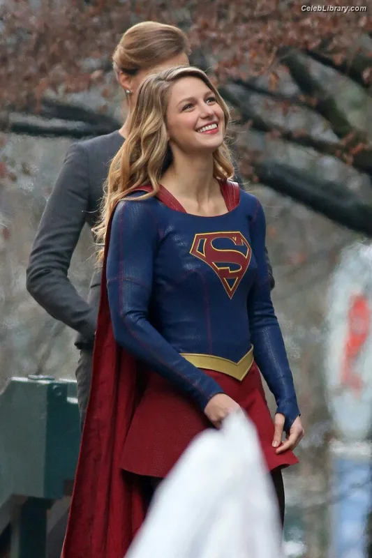 Melissa Benoist photo 20 of 361