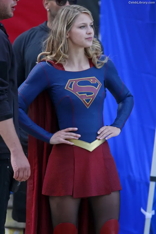 Melissa Benoist photo 4 of 361