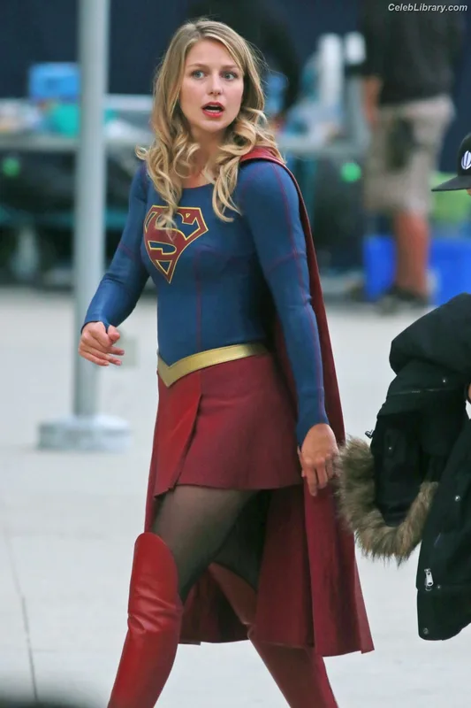 Melissa Benoist photo 7 of 361