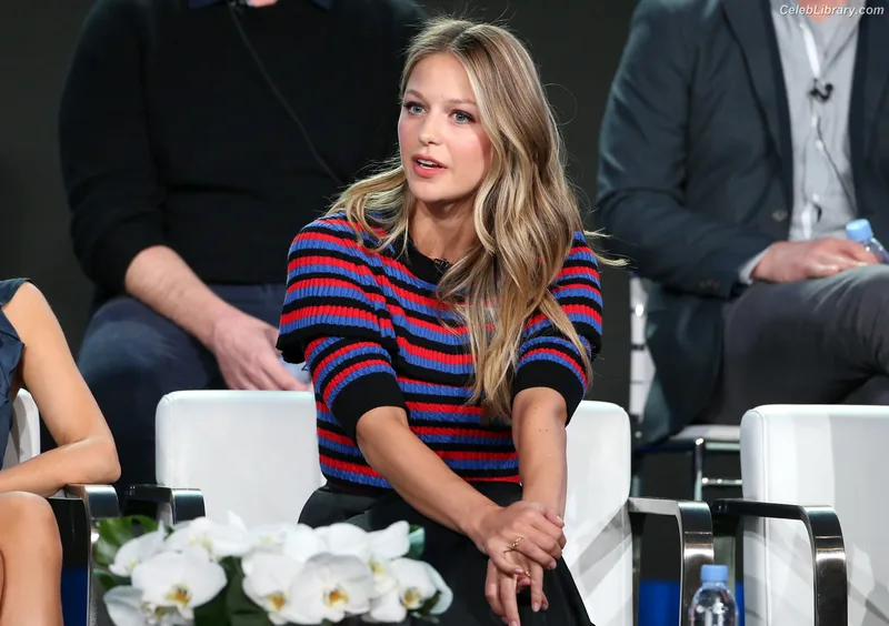 Melissa Benoist photo 1 of 361