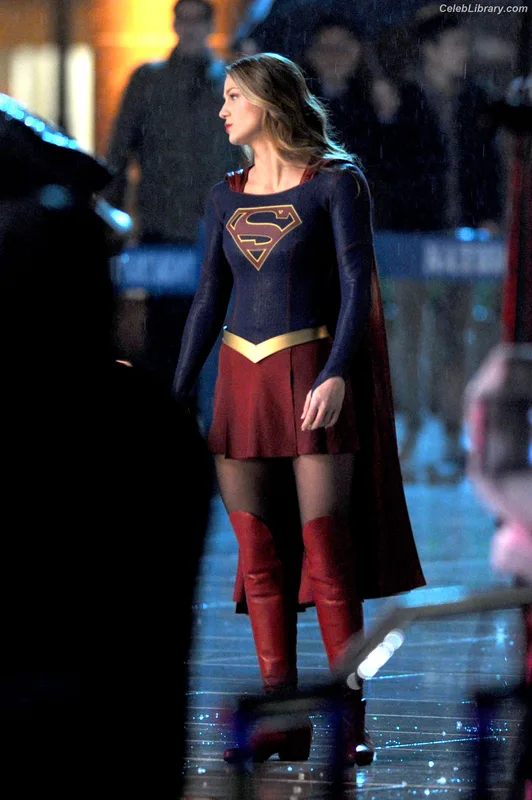 Melissa Benoist photo 18 of 361