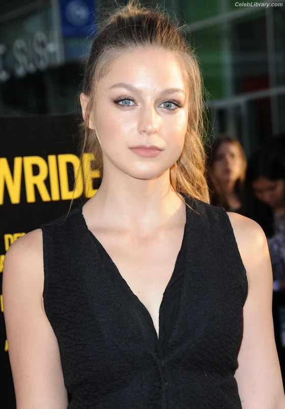 Melissa Benoist photo 16 of 361