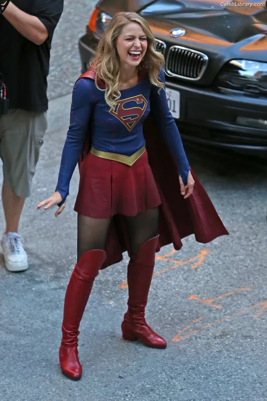 Melissa Benoist photo 1 of 361
