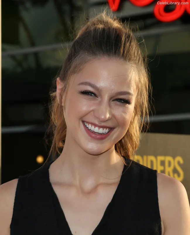Melissa Benoist photo 10 of 361