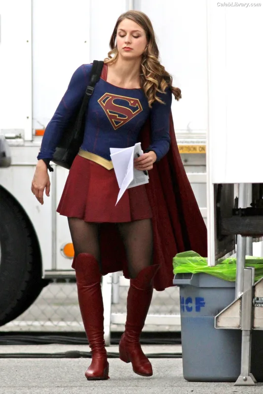 Melissa Benoist photo 16 of 361