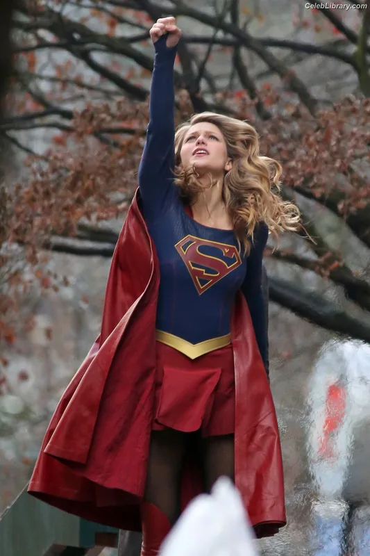 Melissa Benoist photo 20 of 361