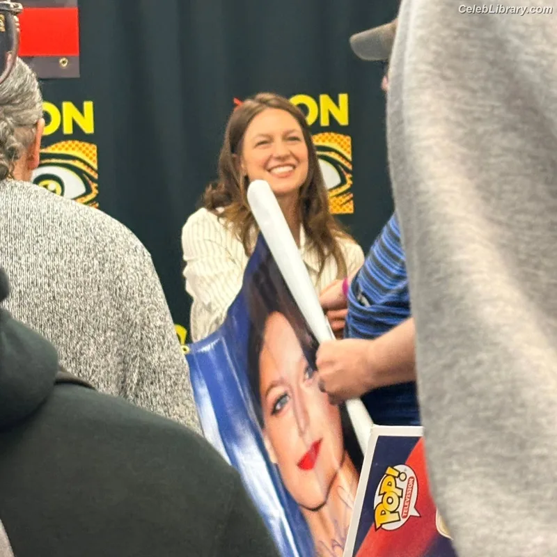 Melissa Benoist photo 20 of 361