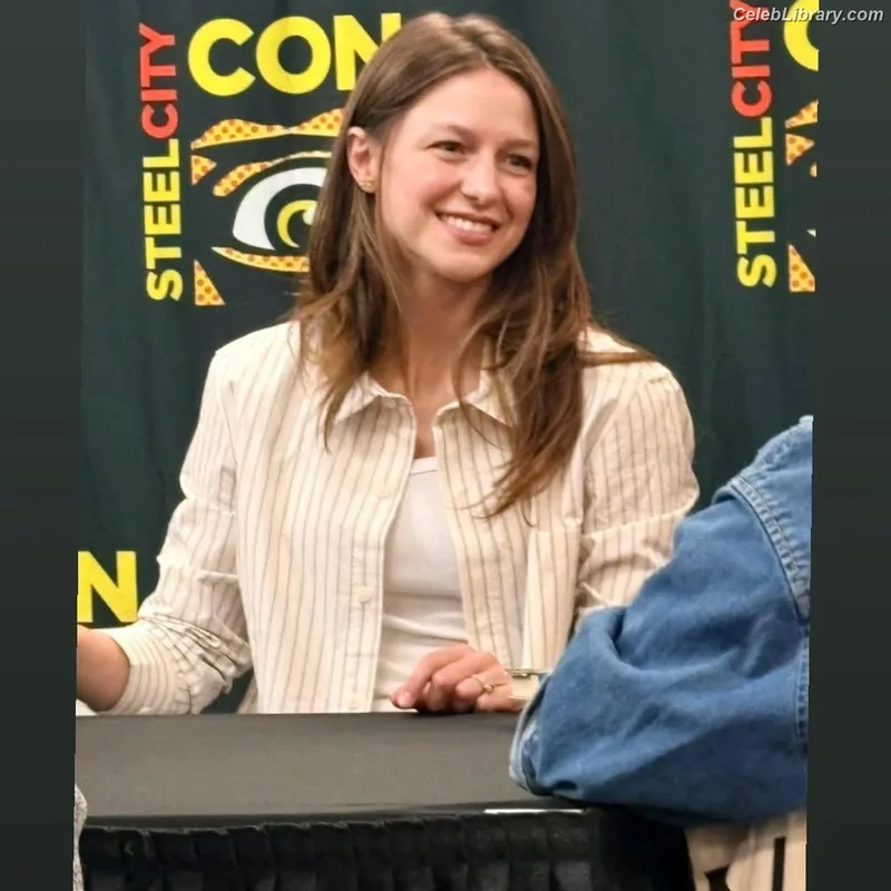 Melissa Benoist photo 21 of 361