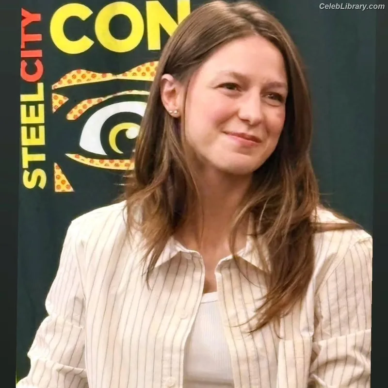 Melissa Benoist photo 22 of 361