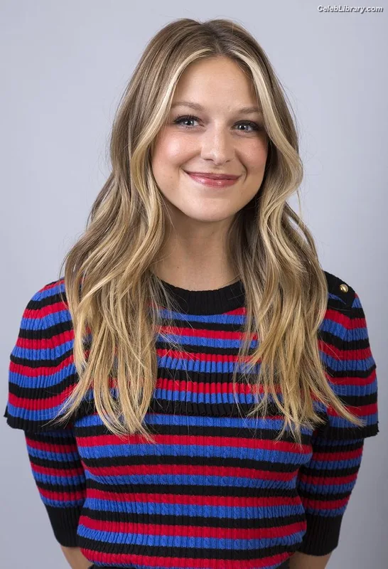 Melissa Benoist photo 14 of 361