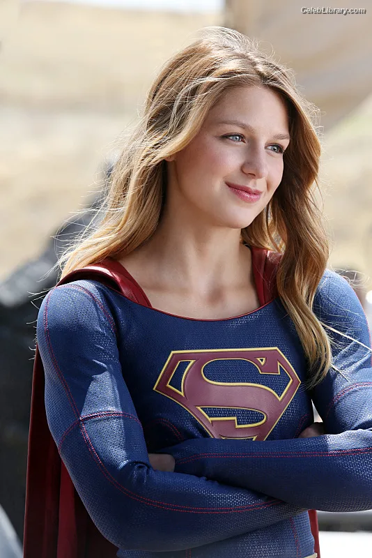Melissa Benoist photo 19 of 361