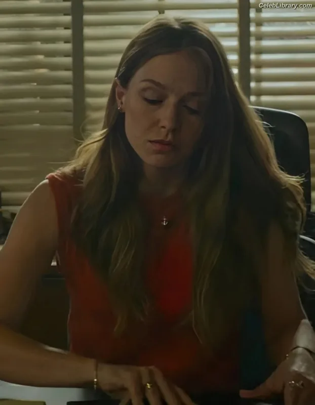 Melissa Benoist photo 18 of 361