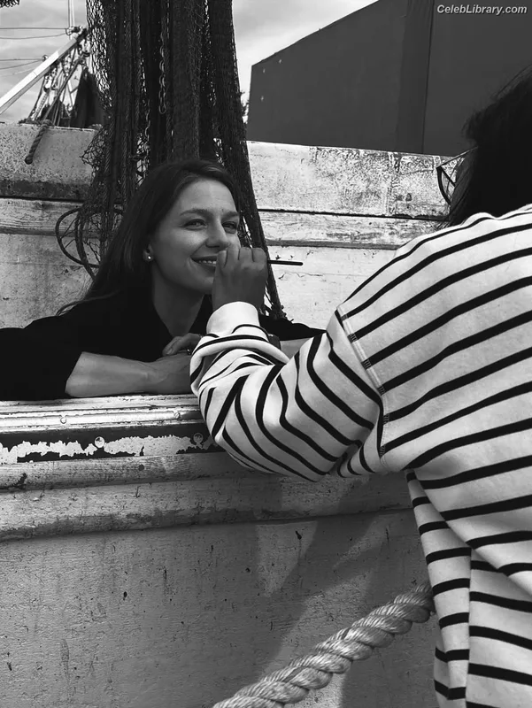 Melissa Benoist photo 8 of 361