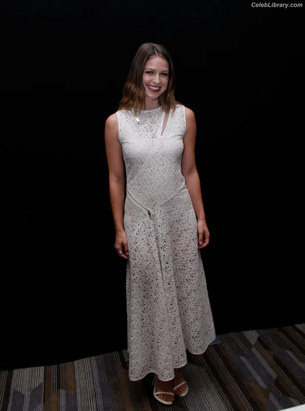 Melissa Benoist photo 21 of 361