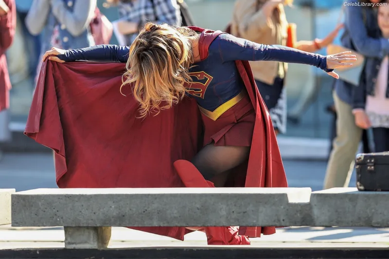 Melissa Benoist photo 3 of 361