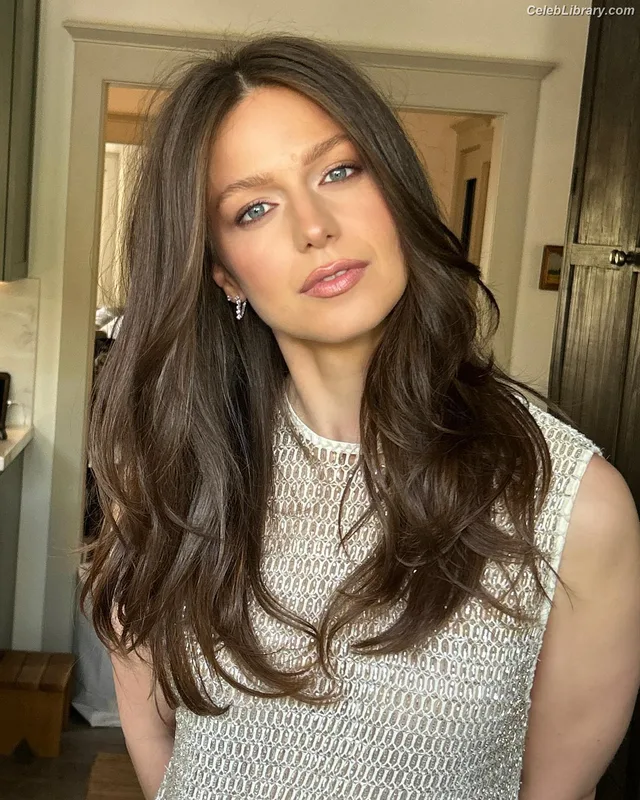 Melissa Benoist photo 23 of 361